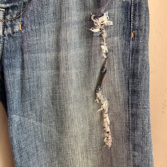 7 For All Mankind Women 30 Dojo Denim Shorts Y2K Distressed Bermuda Low Rise - Picture 3 of 16